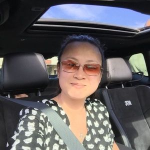 Meet your Posher, Elaine